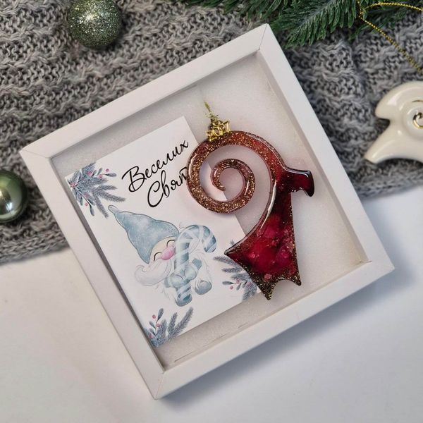 Handmade epoxy resin tree ornament 10 &times; 7 cm