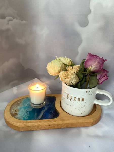 Handmade epoxy resin stand by the author Silence